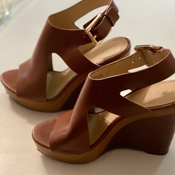 Trendy Michael kors wedges that are lightly loved. - Picture 2 of 5
